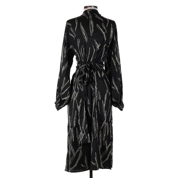 NWOT DIARRABLU Scribble Printed V Neck Wrap Dress | Sz Small - Picture 7 of 11